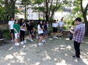 상지여중학생 환경보호 자원봉사 캠페인(봉산동 역사박물관 부근)
